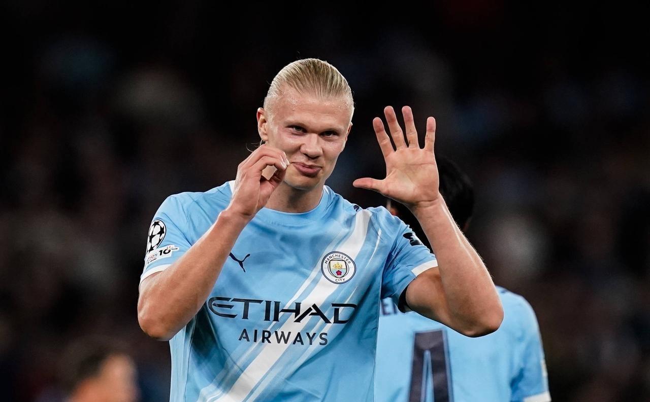 多特蒙德逆转荷兰，哈兰德统治全场