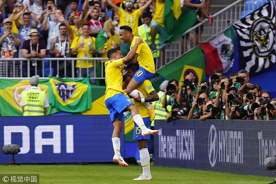 阿森纳横扫希腊，内马尔高光表现