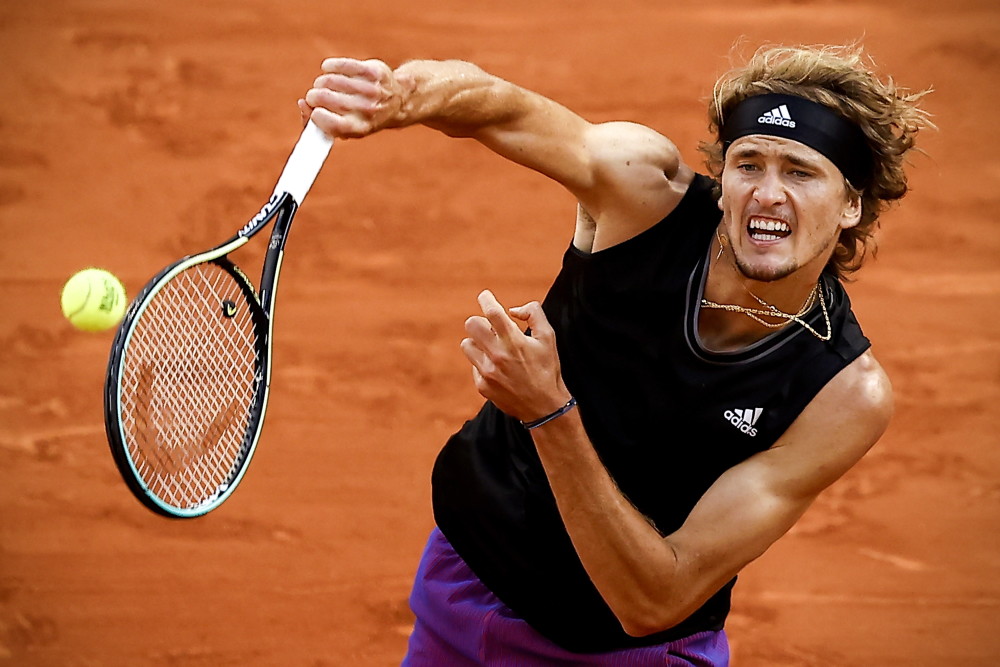 戴维斯杯险胜法网,兹维列夫惊艳四座 戴维斯杯险胜法网,兹维列夫惊艳四座