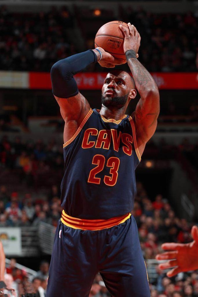 掘金横扫骑士,武切维奇统治全场 掘金横扫骑士,武切维奇统治全场