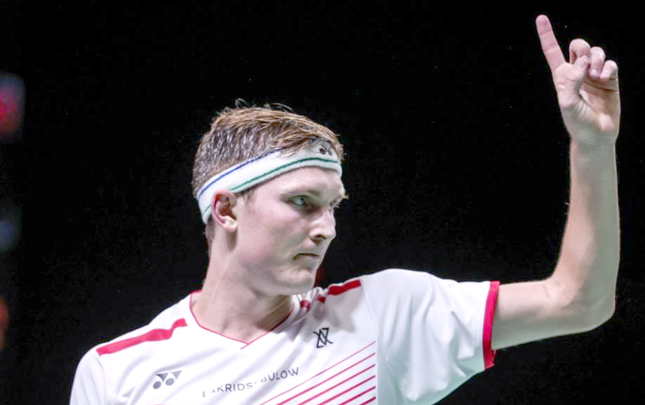 丹麦队碾压日本队，安赛龙点燃赛场