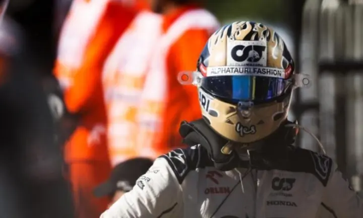 红牛二队鏖战哈斯车队，阿隆索关键制胜