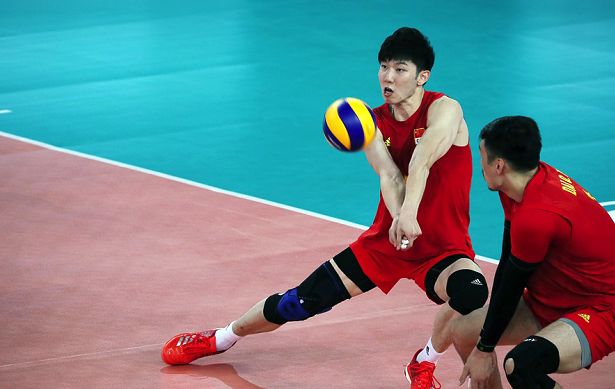 中国队逆转波兰队，奥恰洛夫高光表现