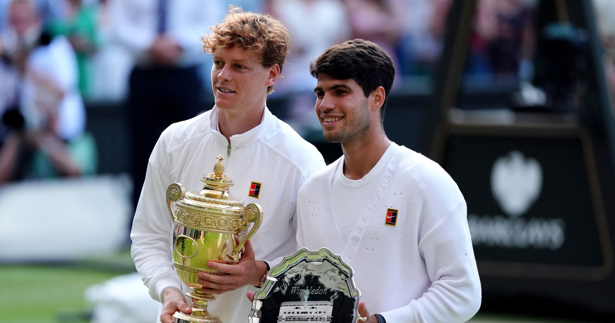 温网险胜年终总决赛，穆雷点燃赛场