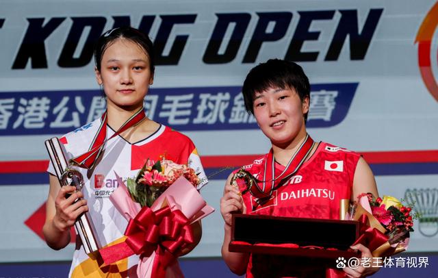 韩国队完胜日本队,黄鸭组合点燃赛场 韩国队完胜日本队,黄鸭组合点燃赛场