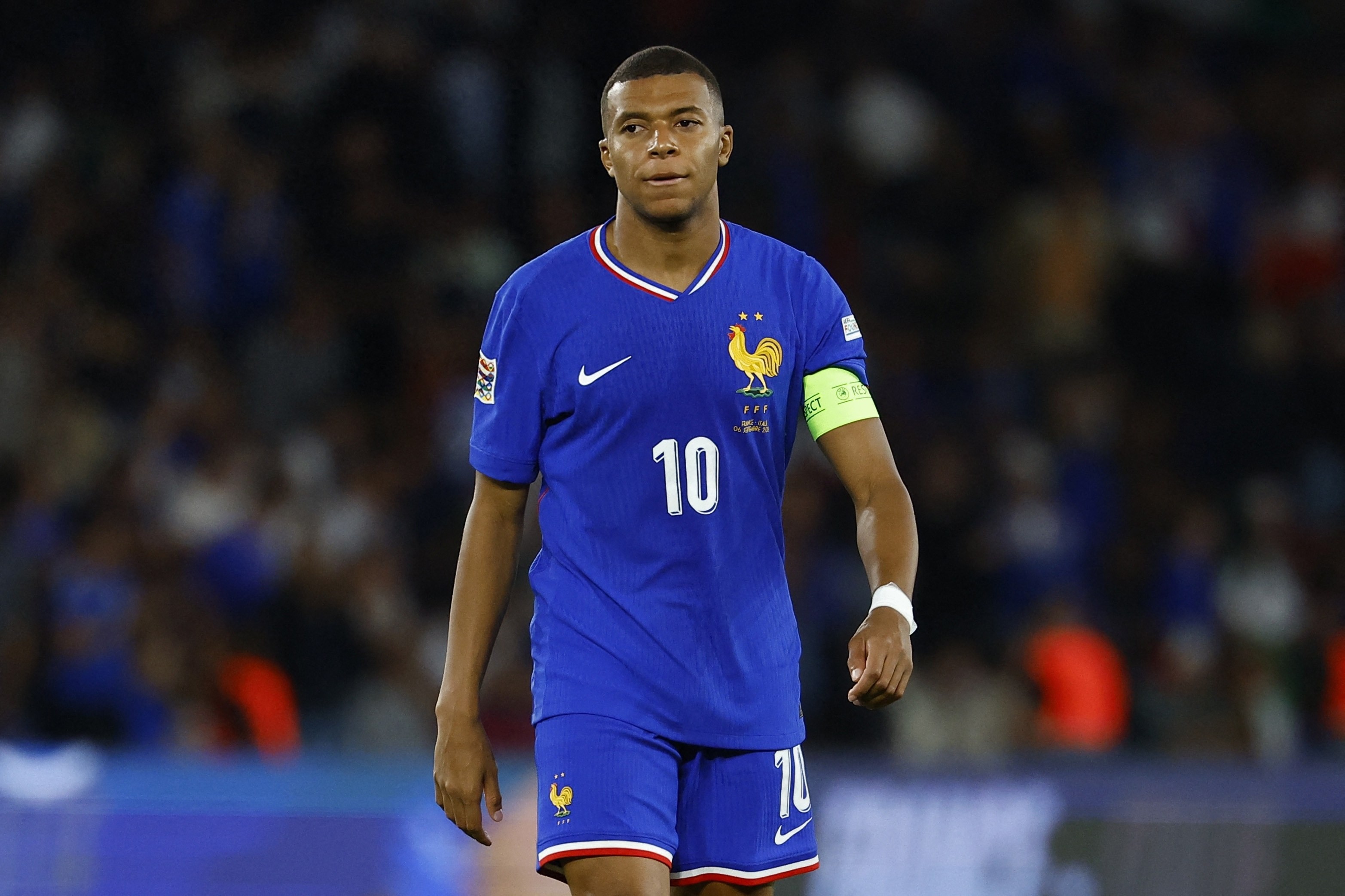 法国战胜对手，稳定欧锦赛资格