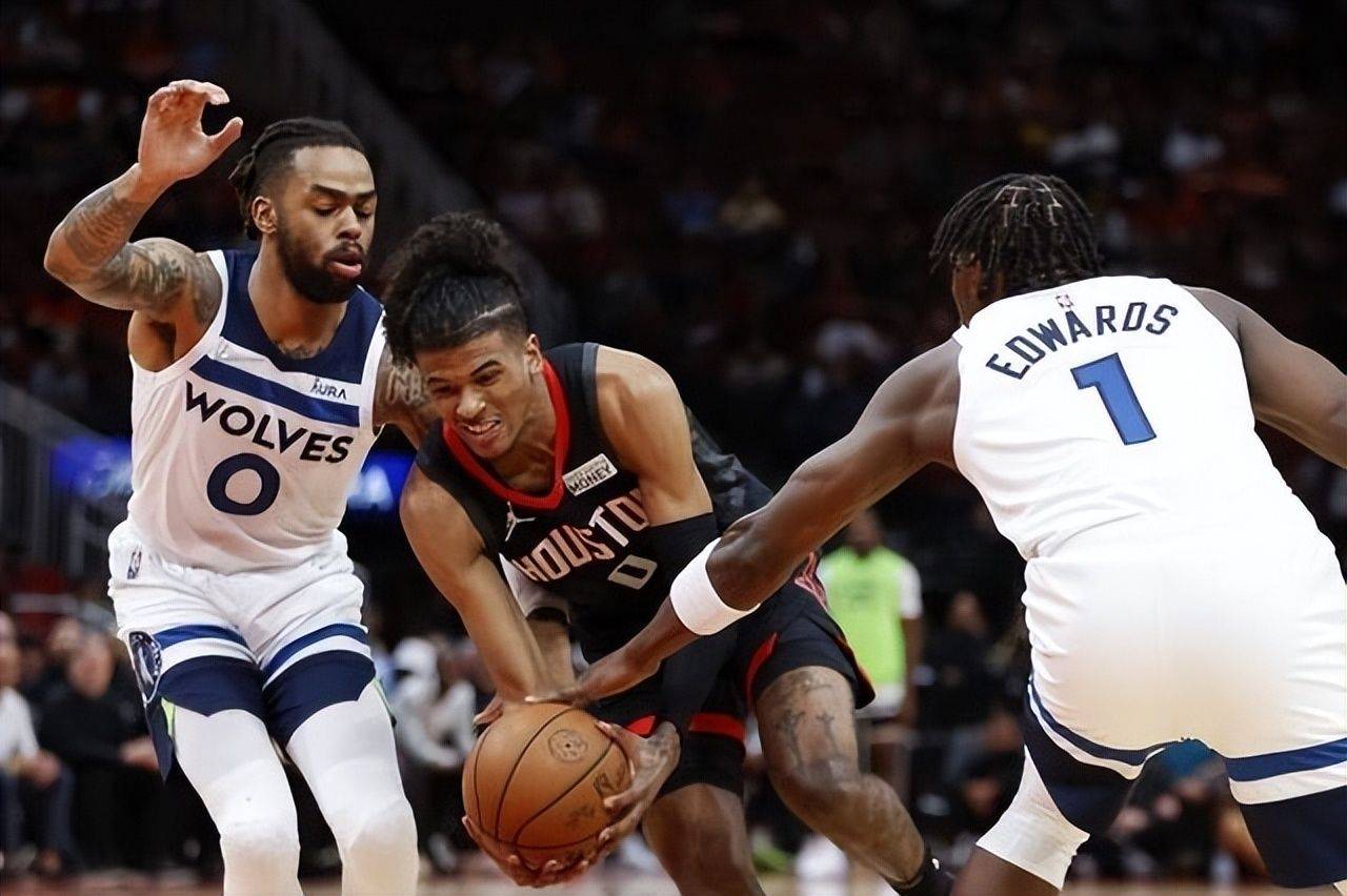 乌克兰队大获全胜！领跑小组，晋级呼之欲出