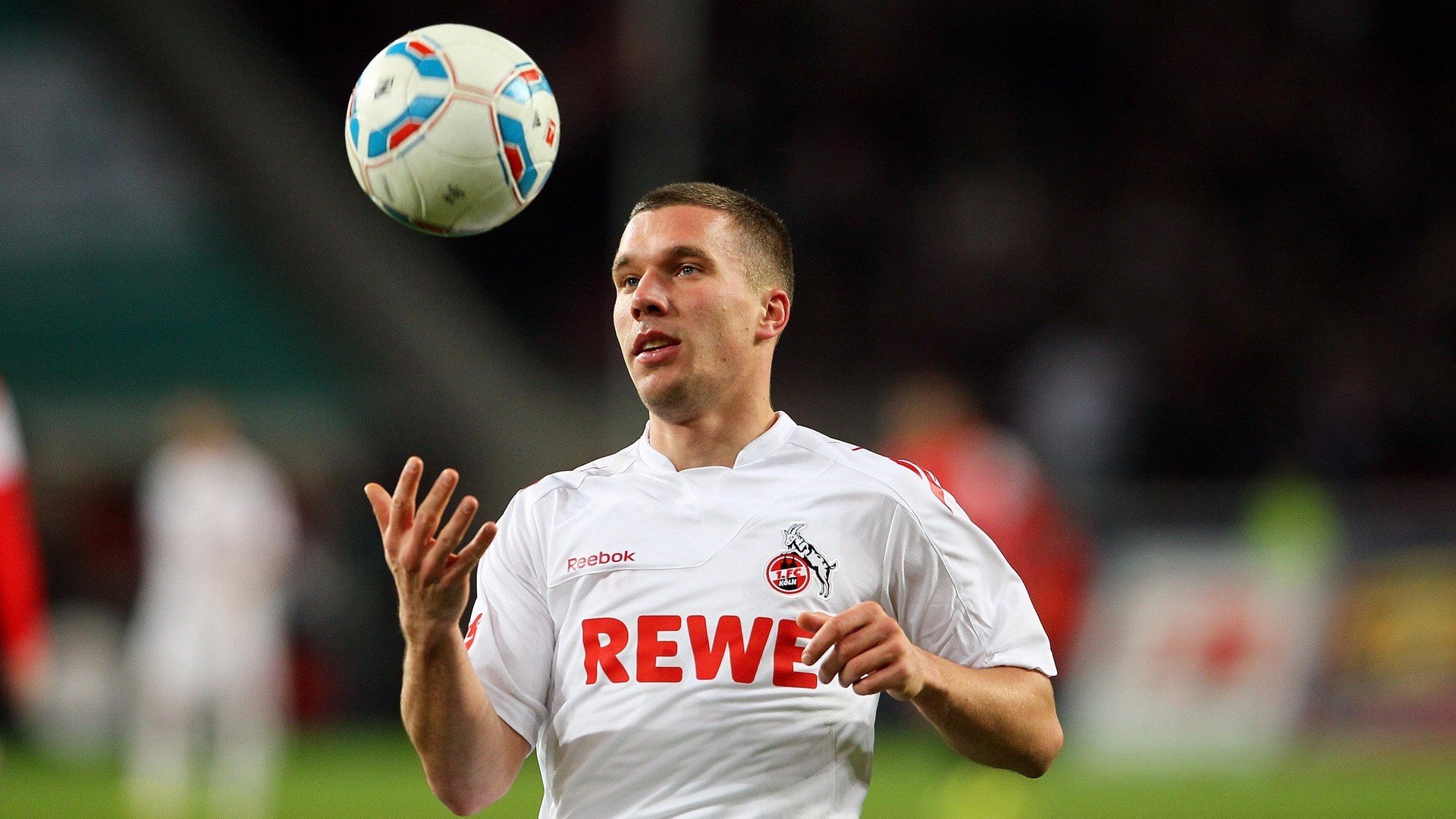 王皓一剑封喉，中国队力克葡萄牙创历史