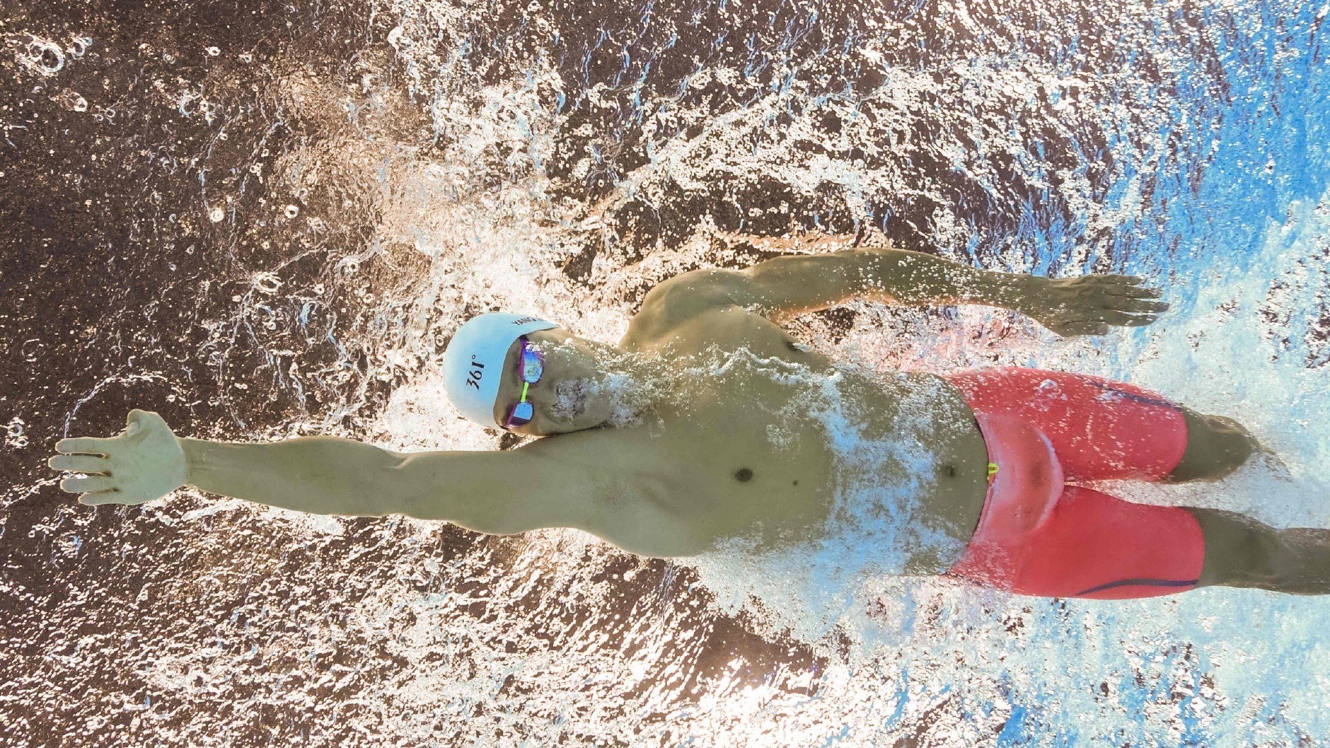 羽坛新章,马来西亚队横扫法国队,桃田贤斗状态火热预示奥运风云